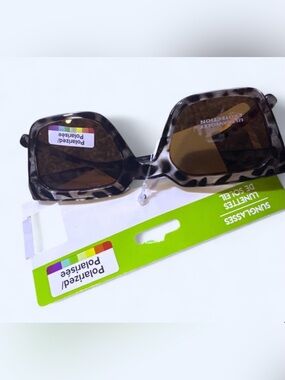 Women’s Tortoiseshell Square Sunglasses - Polarized Brown Lenses
